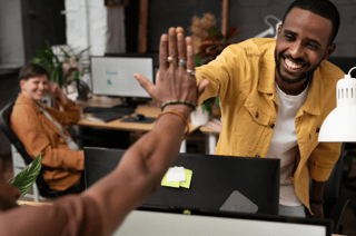 Setembro Amarelo: ações de endomarketing | Baixe materiais gratuitos